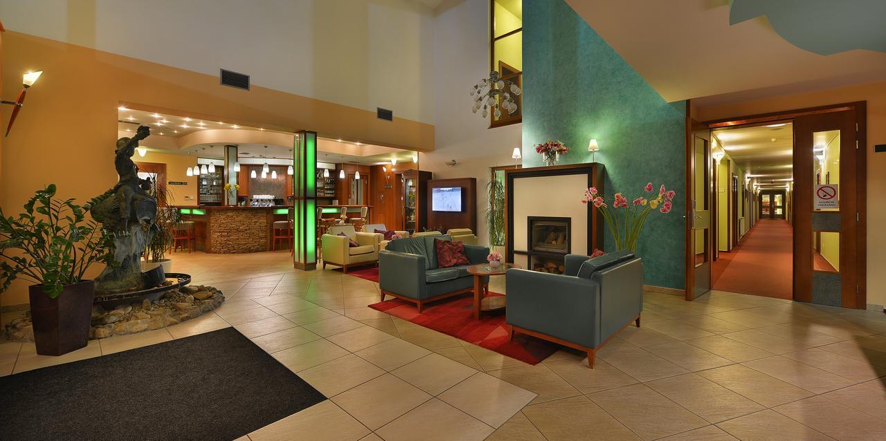 Wellness Hotel Happy Star Hnanice  Exterior photo